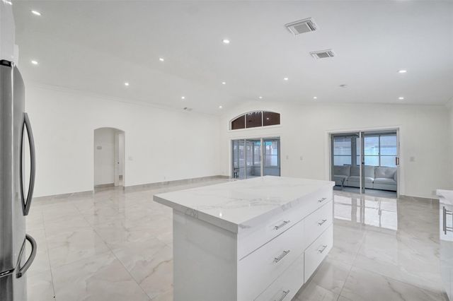 4966 SW 33rd Terrace, Hollywood, FL 33312