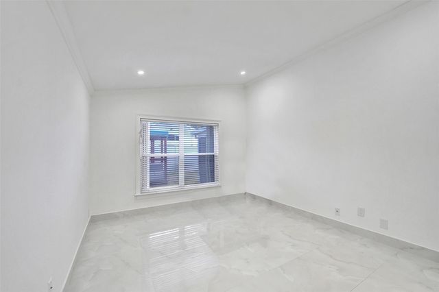 4966 SW 33rd Terrace, Hollywood, FL 33312