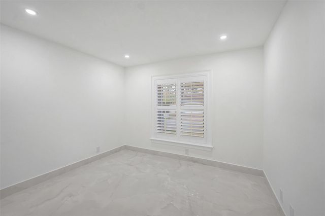 4966 SW 33rd Terrace, Hollywood, FL 33312