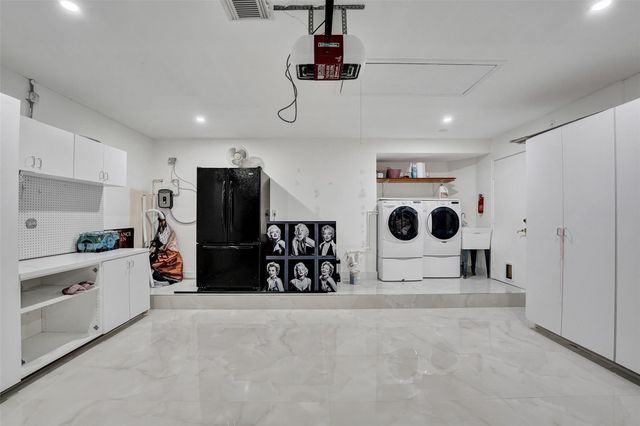 4966 SW 33rd Terrace, Hollywood, FL 33312