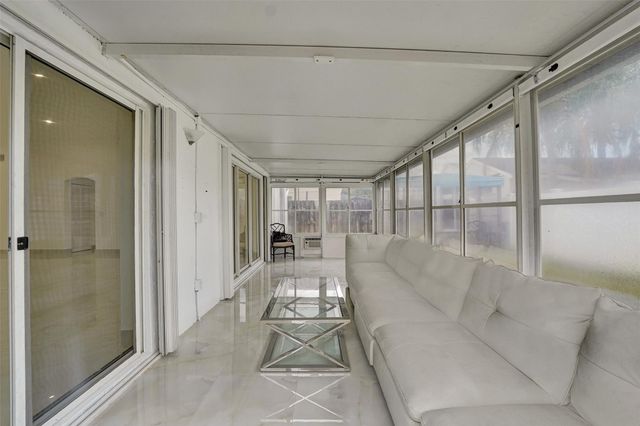 4966 SW 33rd Terrace, Hollywood, FL 33312