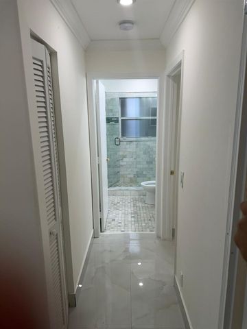 4966 SW 33rd Terrace, Hollywood, FL 33312