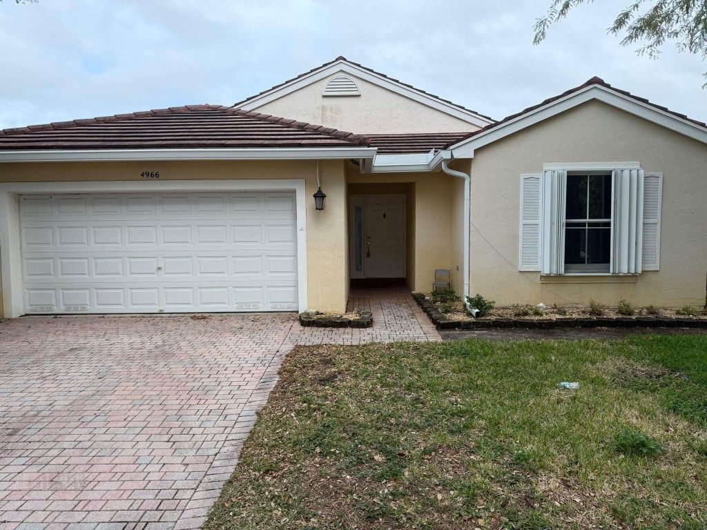 4966 SW 33rd Terrace, Hollywood, FL 33312