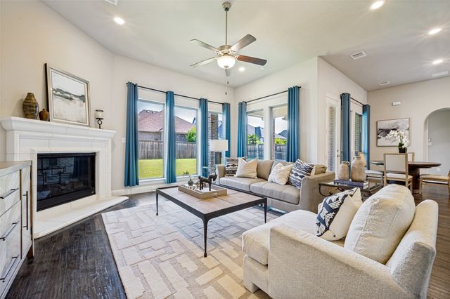2817 Links, The Colony, TX 75056