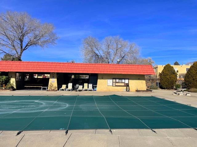 8445 Chambers Court NE D, Albuquerque, NM 87111