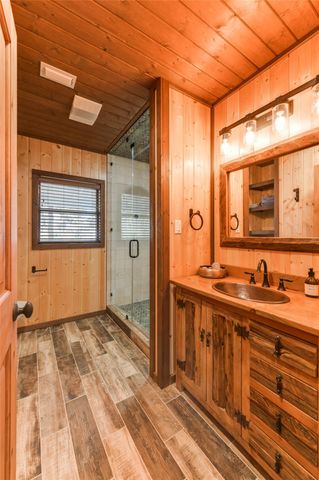 518 Curly H Ranch RD, Dripping Springs, TX 78620