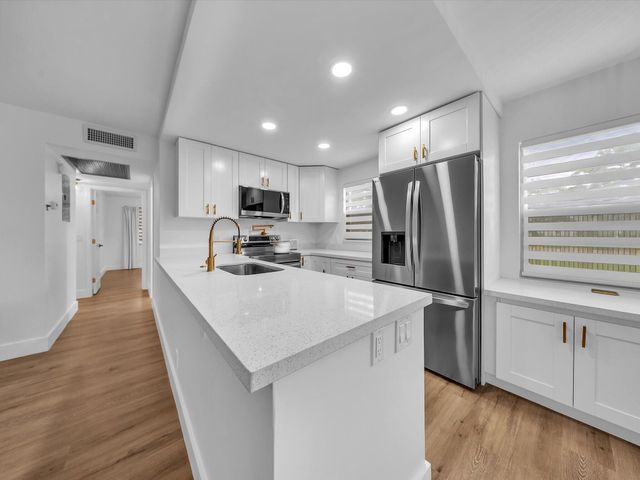 21 PRESCOTT B, Deerfield Beach, FL 33442