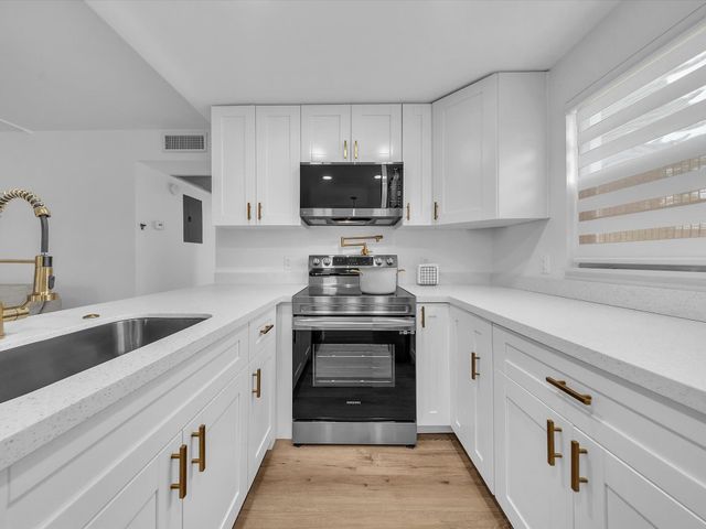 21 PRESCOTT B, Deerfield Beach, FL 33442