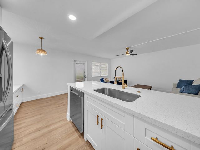 21 PRESCOTT B, Deerfield Beach, FL 33442