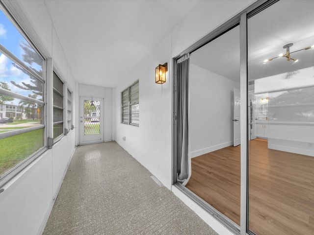 21 PRESCOTT B, Deerfield Beach, FL 33442