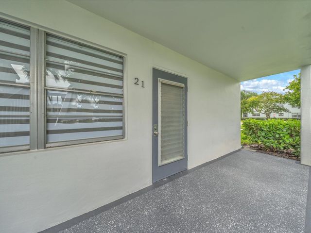 21 PRESCOTT B, Deerfield Beach, FL 33442