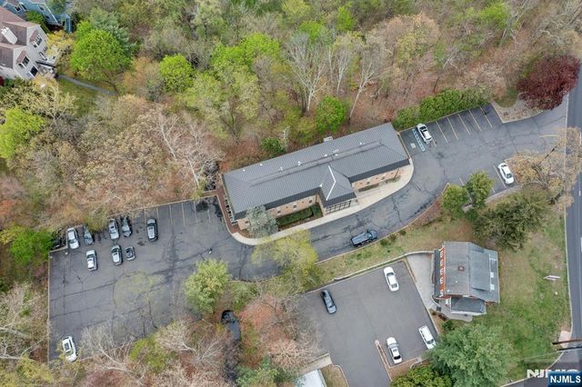 450 Hamburg Turnpike, Wayne, NJ 07470