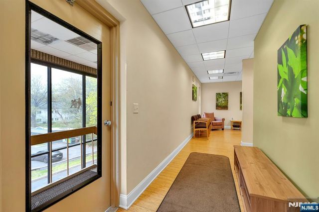 450 Hamburg Turnpike, Wayne, NJ 07470