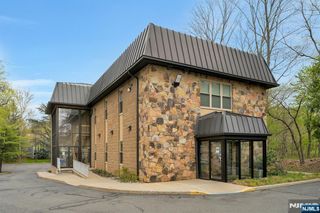 450 Hamburg Turnpike, Wayne, NJ 07470