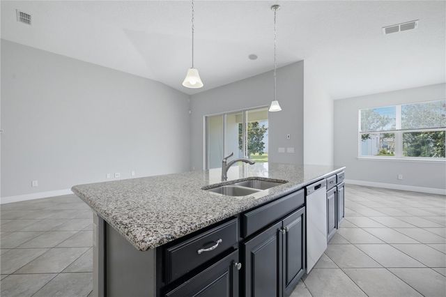 6023 W TOWN CENTER BOULEVARD, Orlando, FL 32837