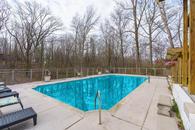 115 Golf Drive, Signal Mountain, TN 37377