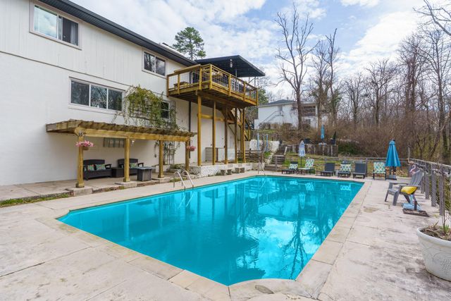 115 Golf Drive, Signal Mountain, TN 37377