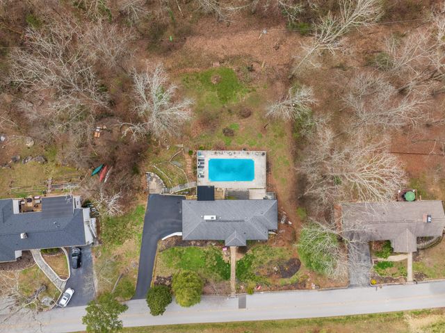 115 Golf Drive, Signal Mountain, TN 37377