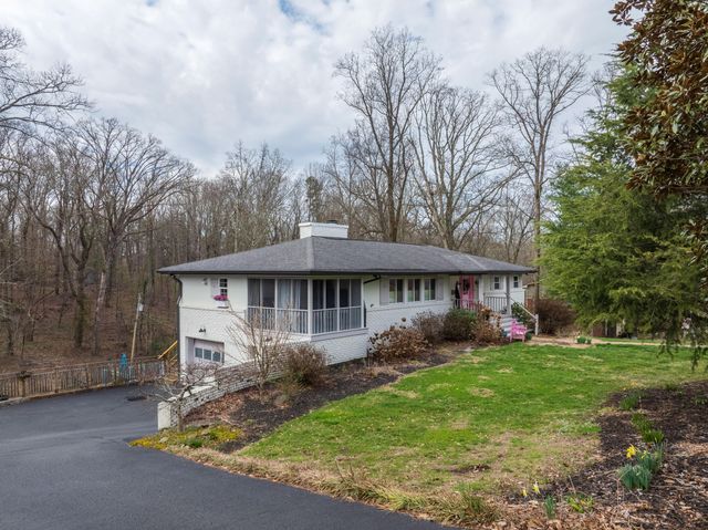 115 Golf Drive, Signal Mountain, TN 37377