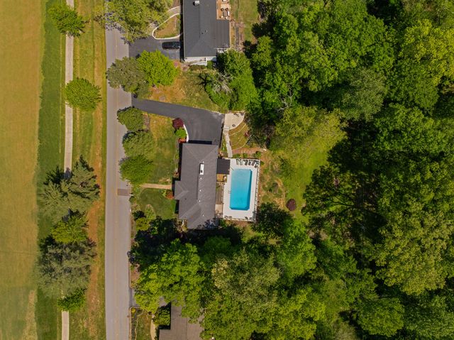 115 Golf Drive, Signal Mountain, TN 37377