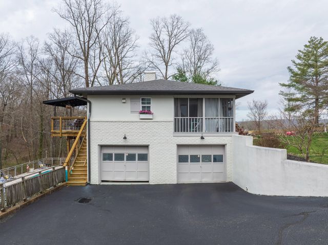 115 Golf Drive, Signal Mountain, TN 37377