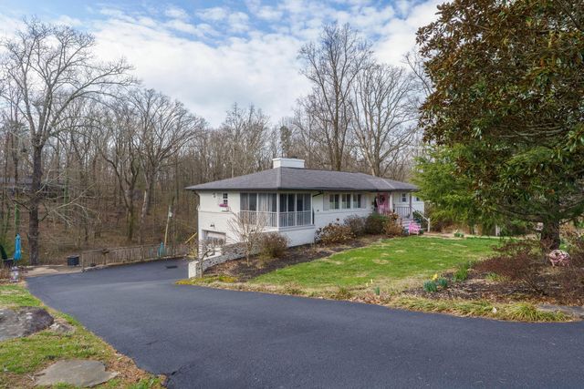 115 Golf Drive, Signal Mountain, TN 37377