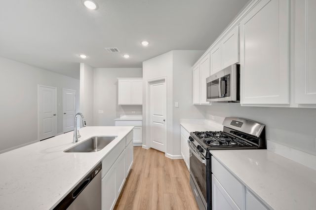 2527 Canadian Way, Crandall, TX 75114