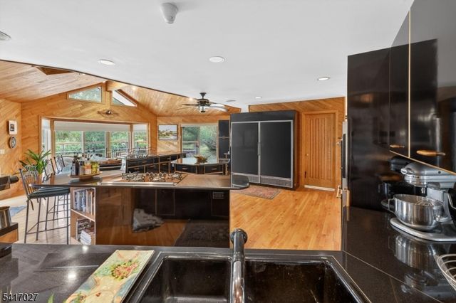 166 River Rd, Franklin Twp., NJ 08801