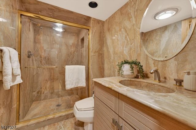 166 River Rd, Franklin Twp., NJ 08801