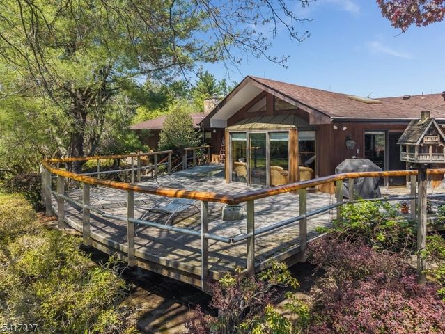 166 River Rd, Franklin Twp., NJ 08801