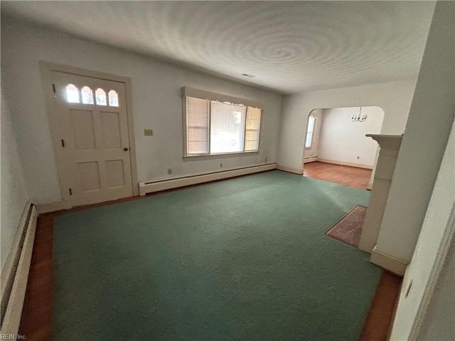 208 Country Club RD, Franklin, VA 23851