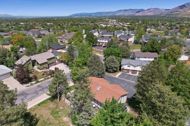7445 S RICH WAY, Cottonwood Heights, UT 84121