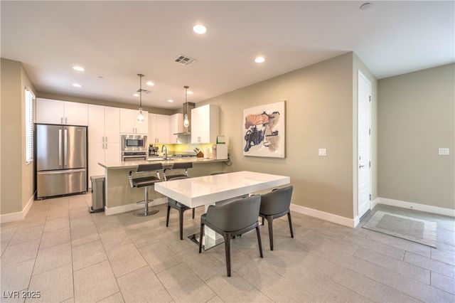 11379 Gravitation Drive, Las Vegas, NV 89135