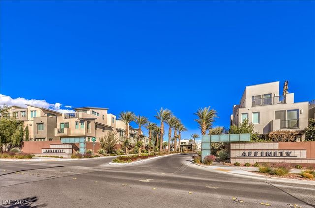 11379 Gravitation Drive, Las Vegas, NV 89135