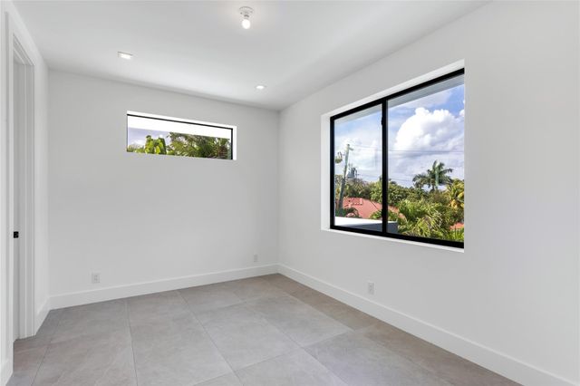 3205 Leigh Road, Pompano Beach, FL 33062