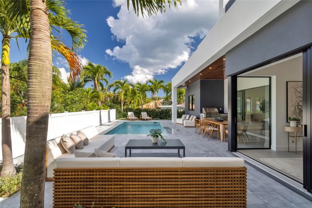 3205 Leigh Road, Pompano Beach, FL 33062