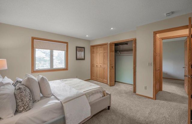 10221 Jeffery Lane, Corcoran, MN 55374