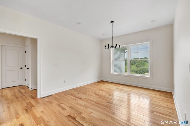 20 Hunting Ridge Road, Middlebury, CT 06762