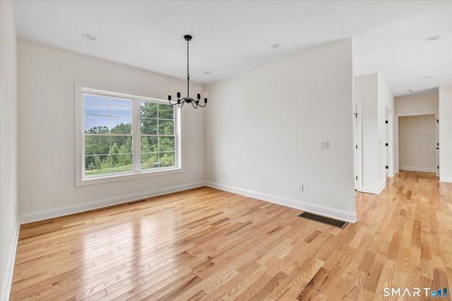 20 Hunting Ridge Road, Middlebury, CT 06762