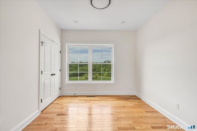 20 Hunting Ridge Road, Middlebury, CT 06762