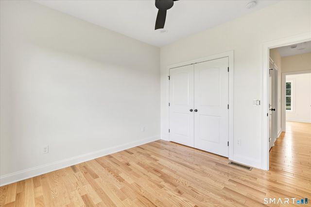 20 Hunting Ridge Road, Middlebury, CT 06762