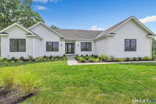 20 Hunting Ridge Road, Middlebury, CT 06762