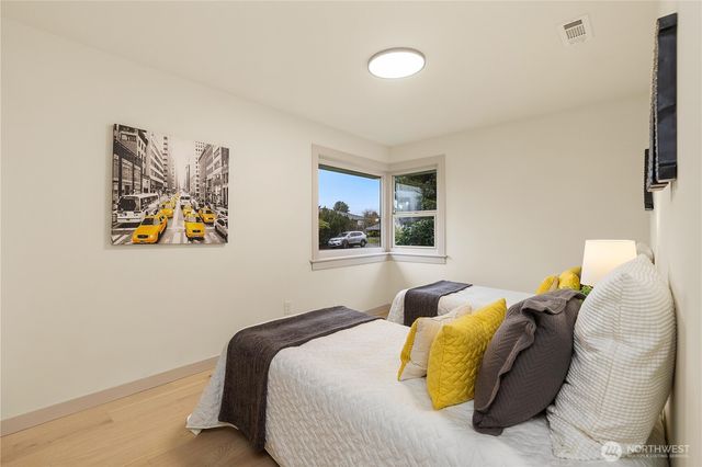 9506 18th Avenue NW, Seattle, WA 98117