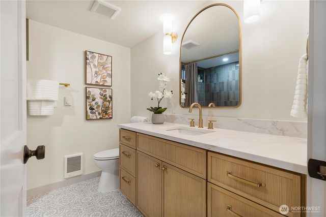 9506 18th Avenue NW, Seattle, WA 98117