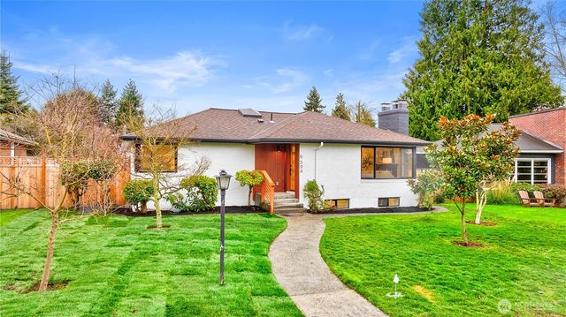 9506 18th Avenue NW, Seattle, WA 98117