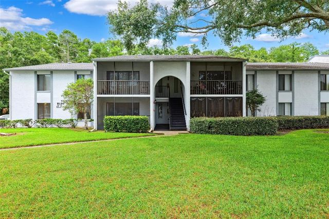 1326 PINE RIDGE CIRCLE E A1, Tarpon Springs, FL 34688