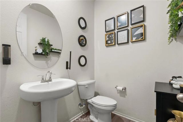 6949 Beale, Palmdale, CA 93552
