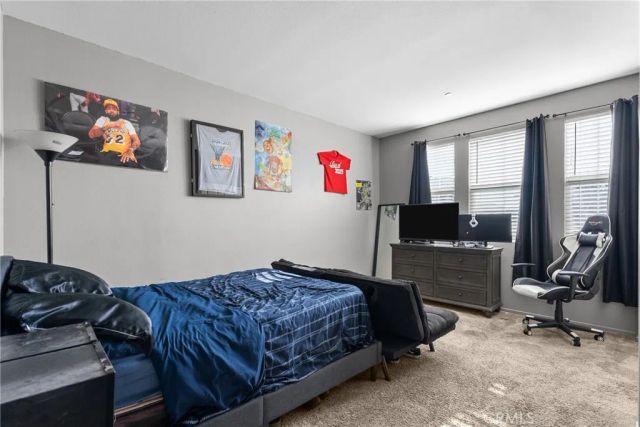 6949 Beale, Palmdale, CA 93552