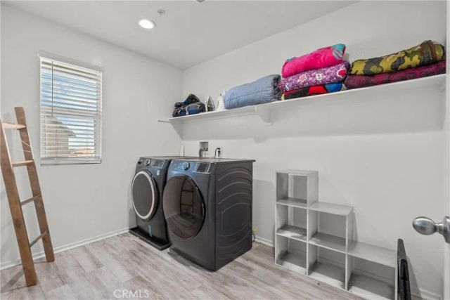 6949 Beale, Palmdale, CA 93552