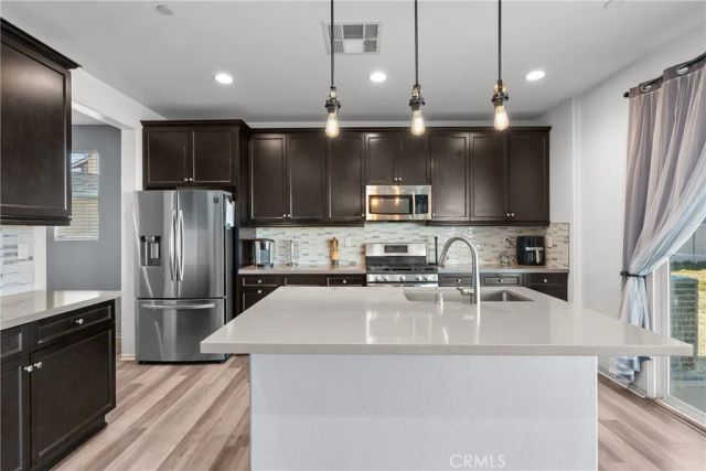 6949 Beale, Palmdale, CA 93552